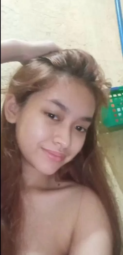 Album Panas 12 Dec 2025 - Koleksi Panas Asia