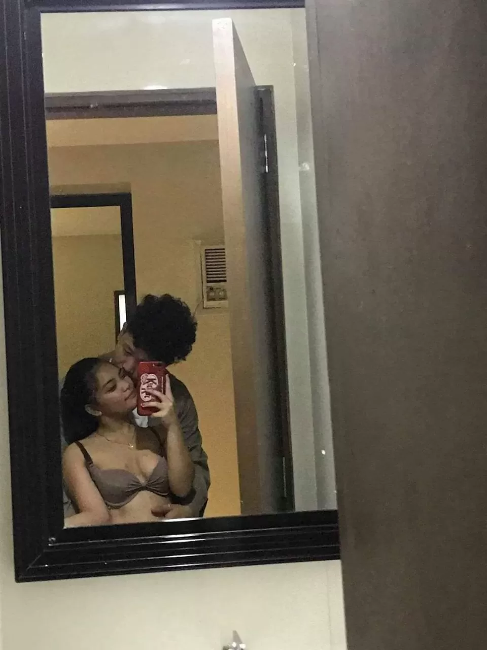 Album Viral - Konten 18+